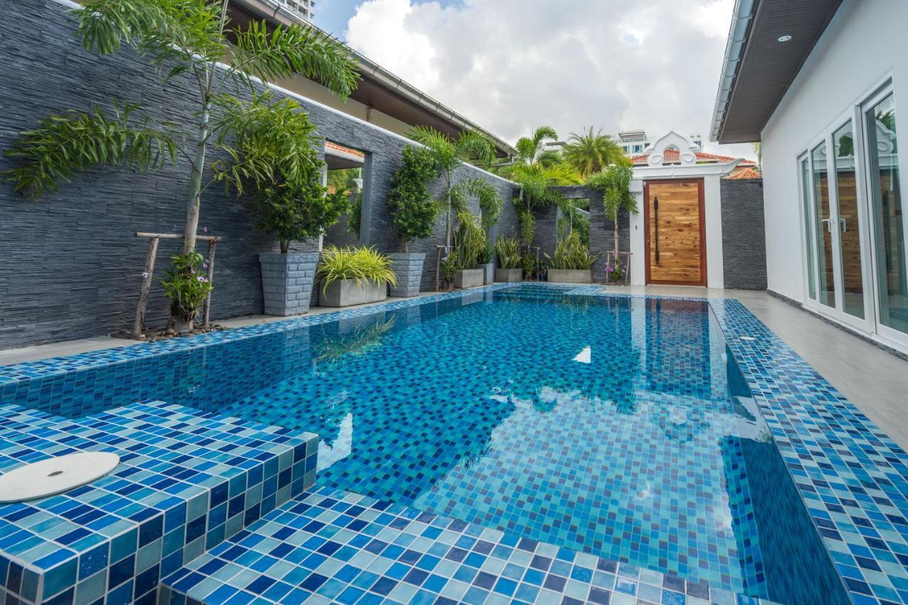 Villa Majestic By Korawan Pattaya Exterior foto