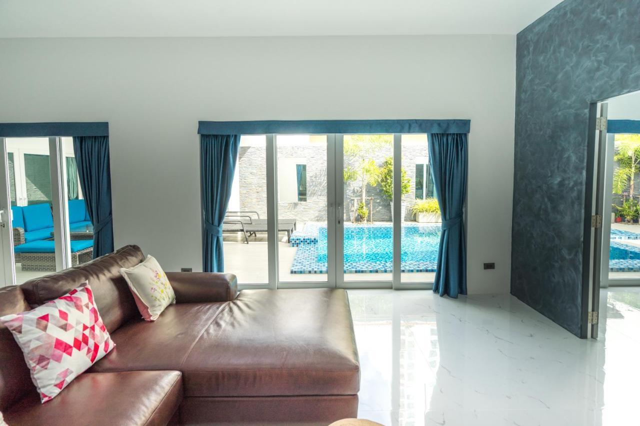 Villa Majestic By Korawan Pattaya Exterior foto