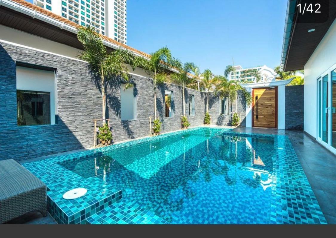 Villa Majestic By Korawan Pattaya Exterior foto